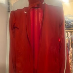 Woman’s Nike jacket never worn size small